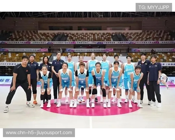 北京女篮连引两国手，新赛季目标直指决赛，北京女蓝名单