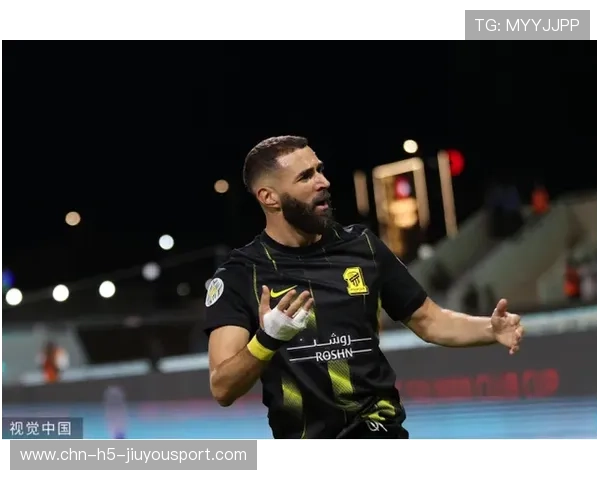 沙特联赛砸重金签维尼修斯，转会话题持续发酵，沙特球队